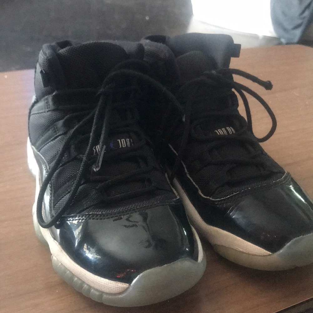 Air Jordan 11 Space Jams Size Youth 4